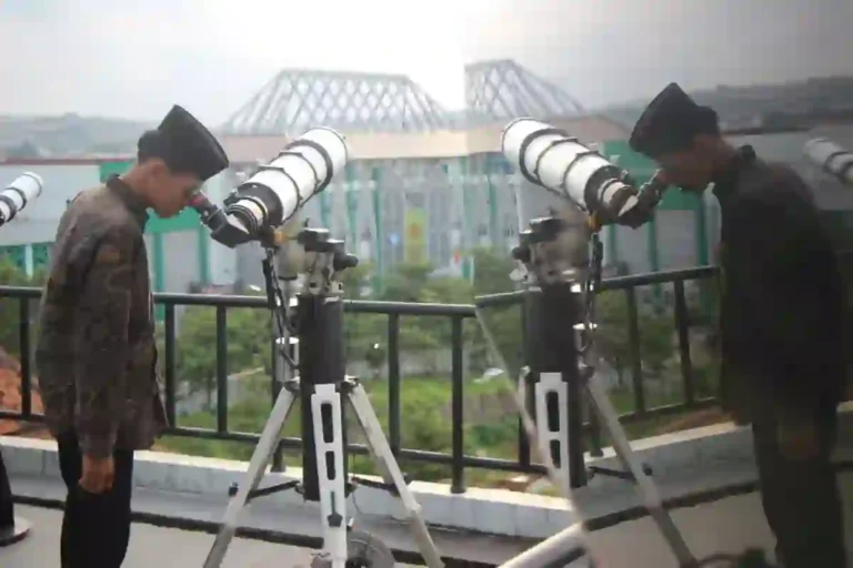 Mencari Hilal Penentuan 1 Ramadan di Semarang