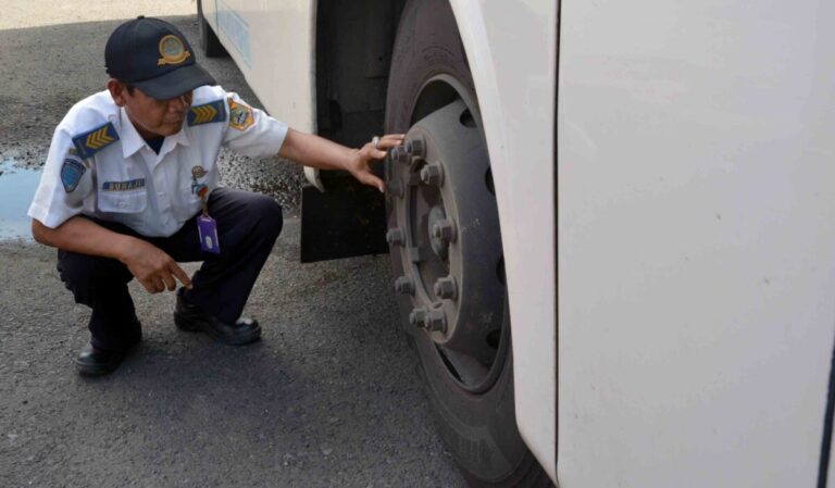 Ramp Check di Terminal Penggaron Semarang